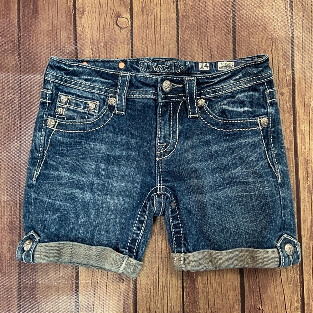 Girl’s Miss Me Mid Shorts